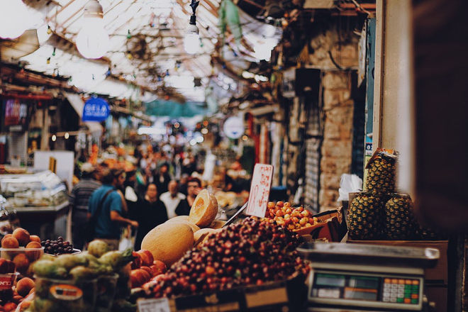 Mahane Yehuda Market, Jerusalem by Roxanne Desgagnes on Unsplash